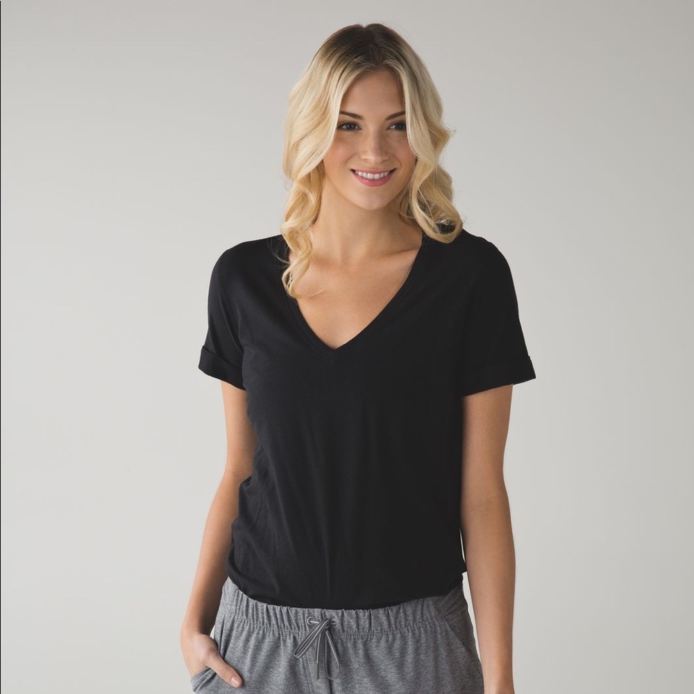 Lululemon Love Tee.